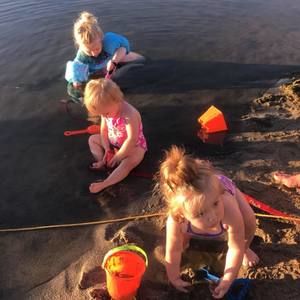 Meet your Posher, Kellie